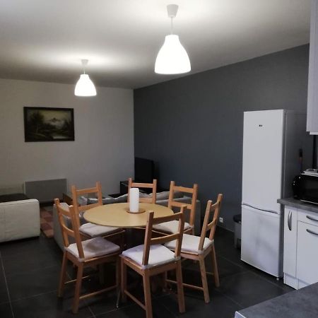 Maison Duplex&Appartement sur cour La Ferté-Gaucher Extérieur photo